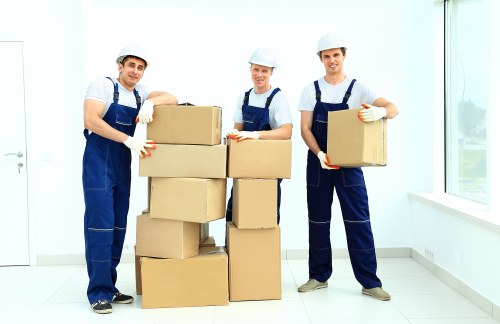 Packing and loading support for a flat move near Bermondsey