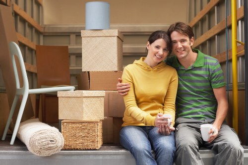 Loading and transport conditions for moving goods safely